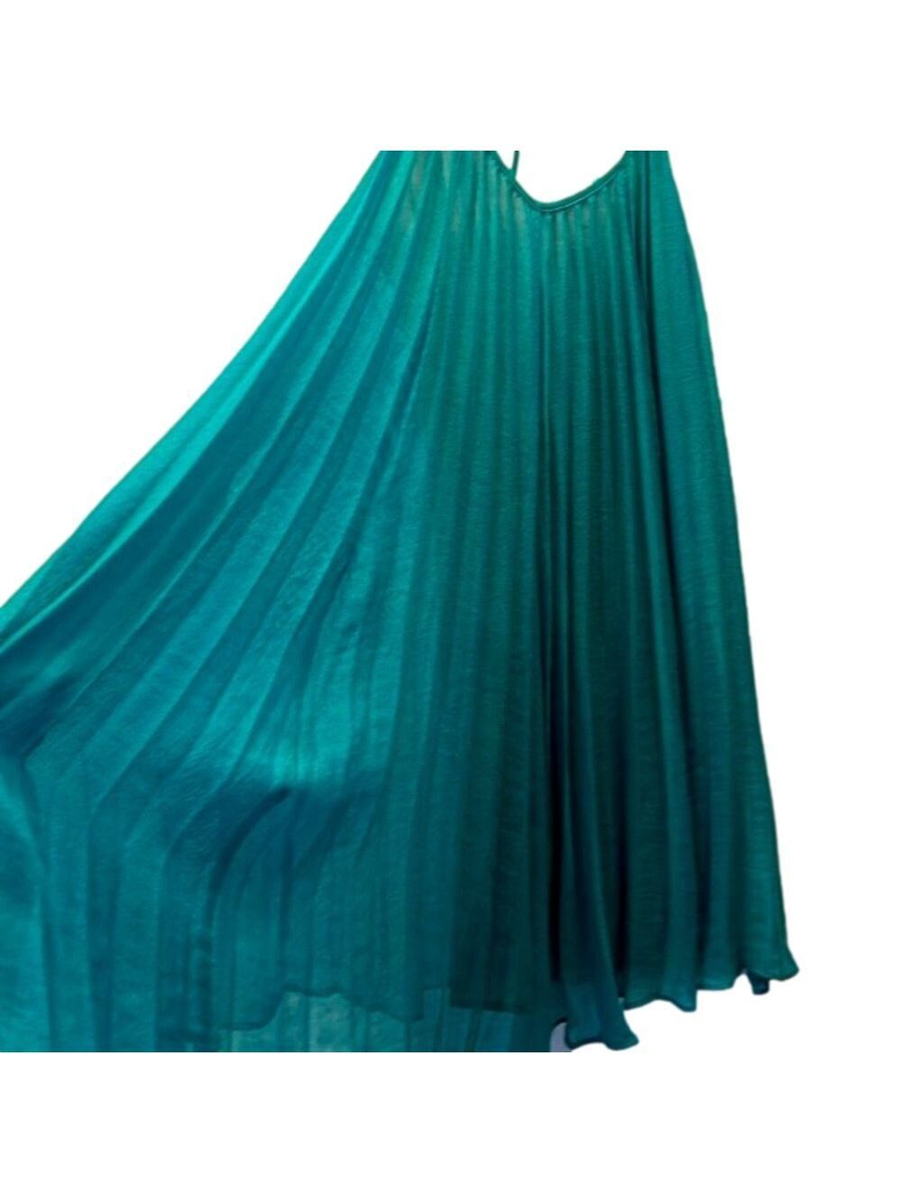 BCBG MAXAZRIA Dress, Size XXS, PTP 16”, L 28” with out straps, fully lined, B4 - Picture 4 of 6